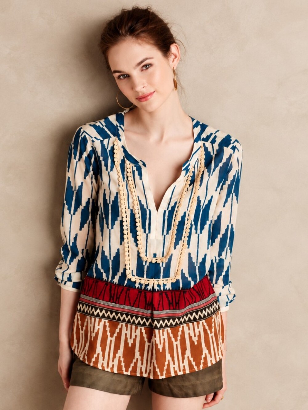 Anthropologie Maeve Rohana Embellished Henley Top Blouse Ikat Size 2 Embroidered